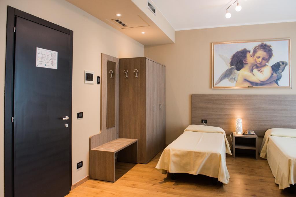 Albergo Grappolo D'Oro Montebelluna Exterior foto