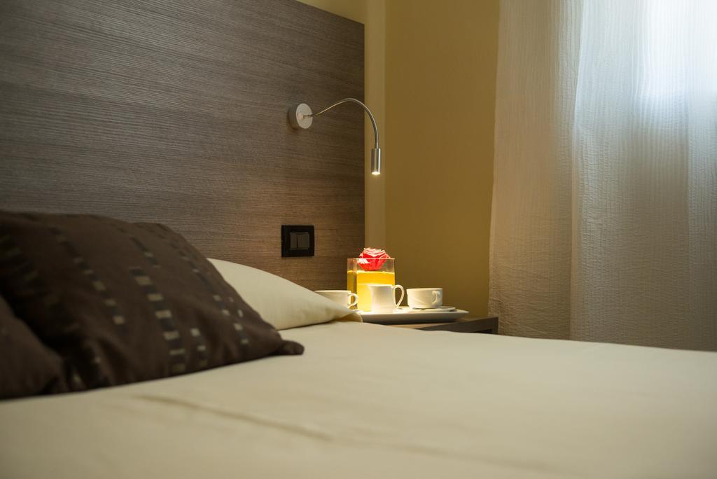 Albergo Grappolo D'Oro Montebelluna Exterior foto